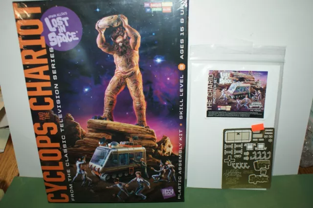 Lost in Space Cyclops plus Chariot model kit with photo-etched set