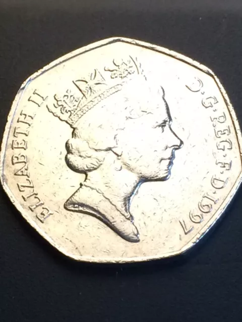 50 Pence Münze/Englisch/Britisch/Queen Elizabeth II/Siebeneck/selten von 1997