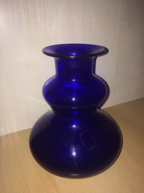 Derenburg Harz Kristall Vase in blau - Brigitte Höfs - 70er - DDR