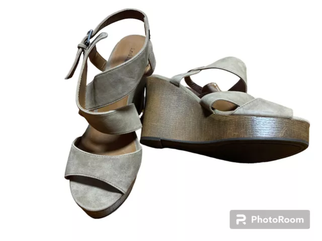 Indigo Rd Womens Tan Wedge Sandals Size 9.5 M Platform Shoes Heels