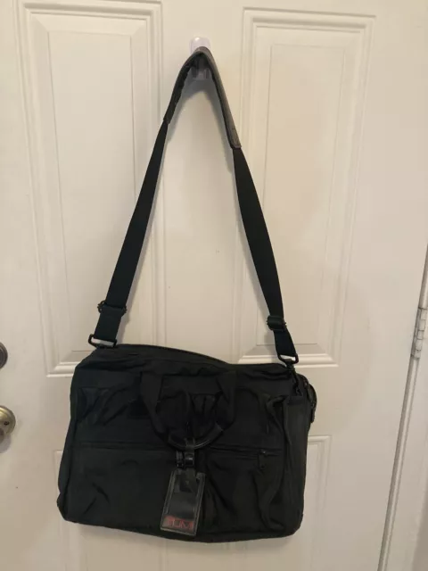 Tumi 204D3 Black Nylon Expandable Organizer Laptop Travel Briefcase