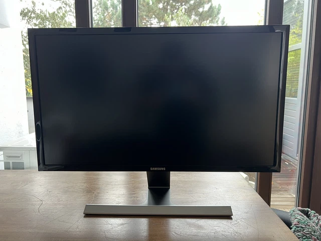 Samsung U28D590D UHD Monitor Bildschirm 28 Zoll