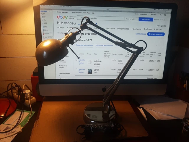 lampe  de bureau IKEA - architecte -  articulée et orientable