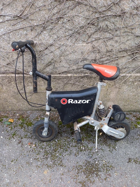 VINTAGE RAZOR ELECTRIC MINI BIKE E PUNK 1st GEN INTERESTING