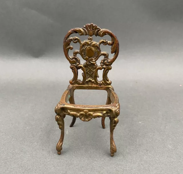Chaise miniature porte montre bronze XIXe Meuble poupée Style Louis XV M1537