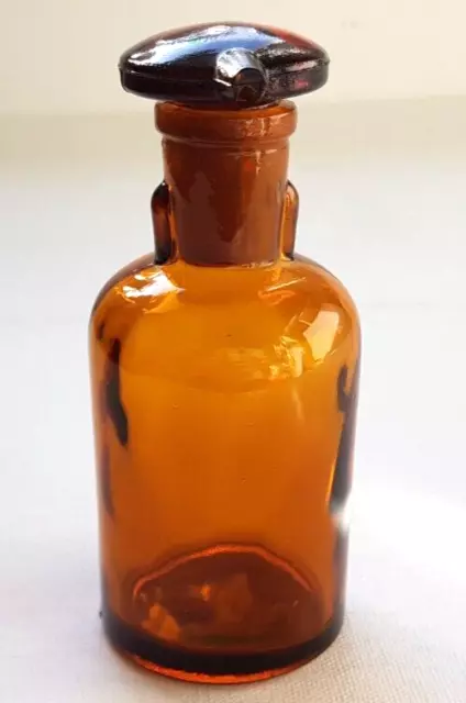 Apotheker Flasche mit Ausguss Schliff-Stopfen 100 ml TK Braun Schmalhals