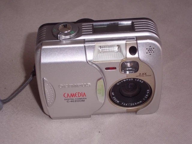 美品 動作品 デジカメ 平成レトロ Y2K CCD OLYMPUS C-40 古のパンフォーカスデジカメと戯れる (OLYMPUS C-120)｜夢望庵