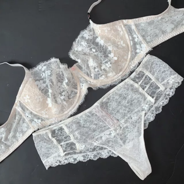 Victoria's Secret Ungefüttert 36DD Bh Set XL Tanga Elfenbein Kokosnuss Weißer