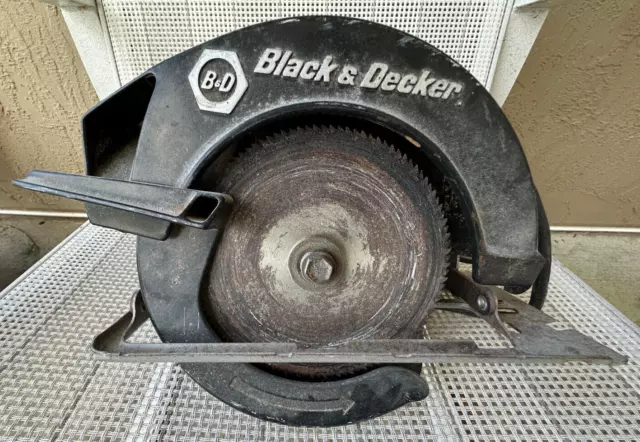 Buy the Vintage Black & Decker 1HP 7 ¼” Circular Saw In Metal Case