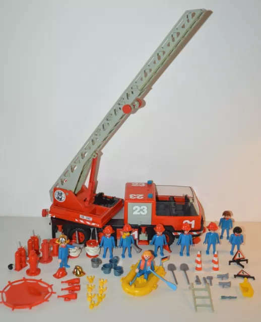👿 Ancien Camion Pompier Playmobil Année 1981 Vintage