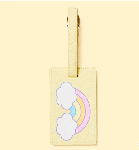 Luggage tags target top