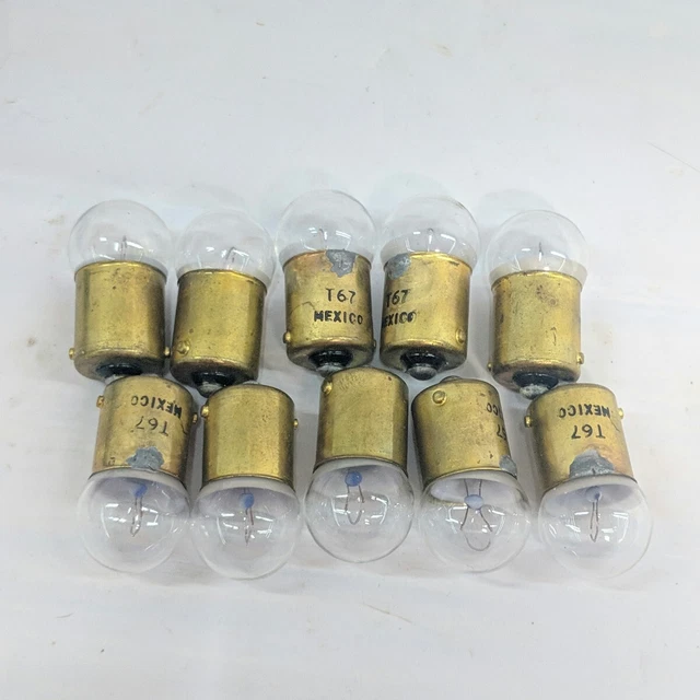 Napa 67 Lot of 10 Incandescent Miniature Automotive License Plate Bulbs T67 67B2
