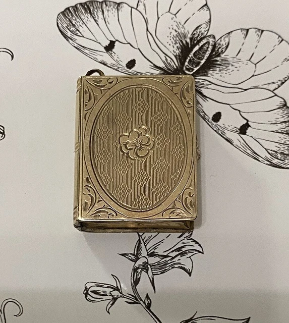 1856 Book Locket With Daguerreotype And Ambrotype Portrait Of Wife And Husband 1856 Book Locket With Daguerreotype And Ambrotype Portrait Of Wife And Husband