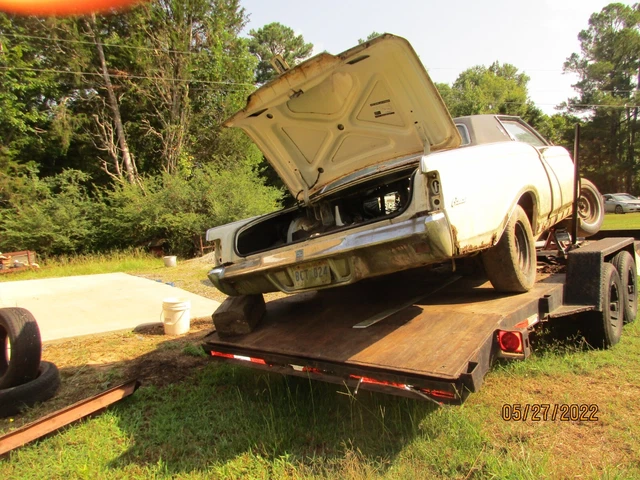1970 Lincoln Mark 111 salvage parts car rolling chassis with a   9" 3/8 rear