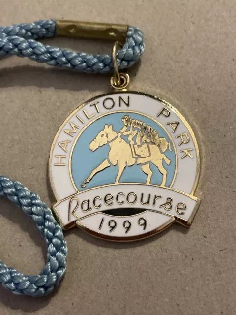 Metal Members Horse Racing Badge Hamilton Park 1999 Metal Members Horse Racing Badge Hamilton Park 1999
