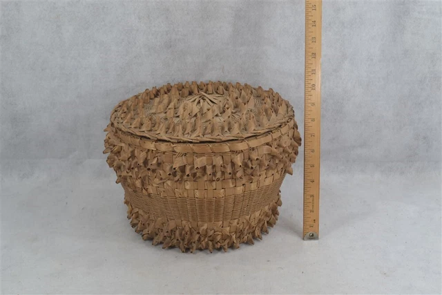 basket splint curled lg w/lid Native American wabanaki original 19th antique