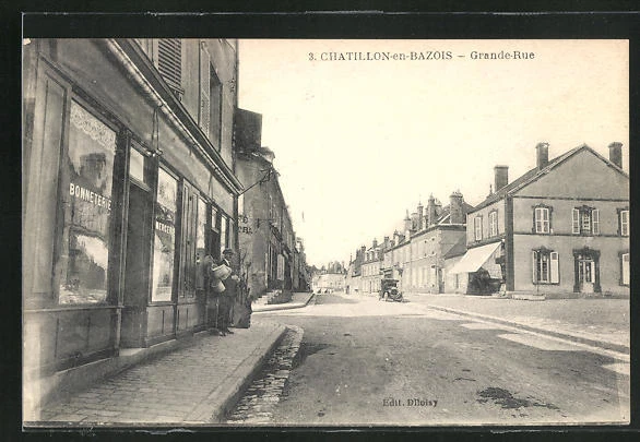 CPA Chatillon-en-Bazois, Grande-Rue, vue de la rue