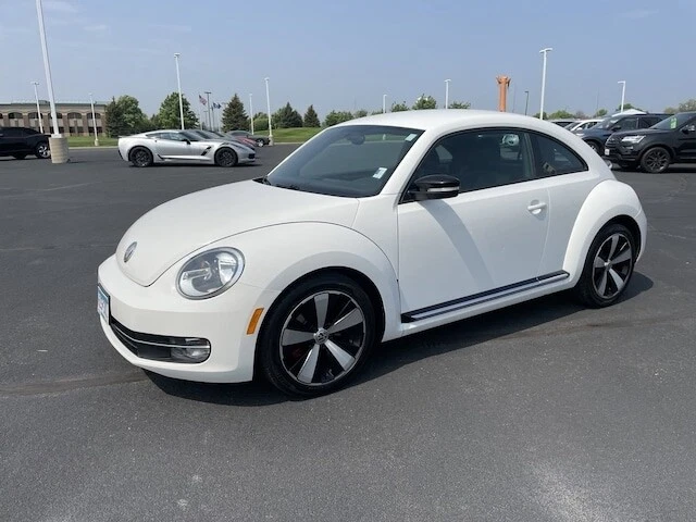 2012 Volkswagen Beetle - Classic 2.0T Turbo PZEV