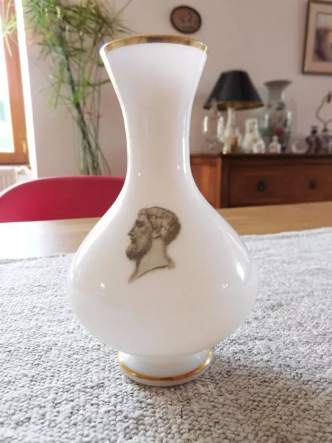ancien vase en opaline