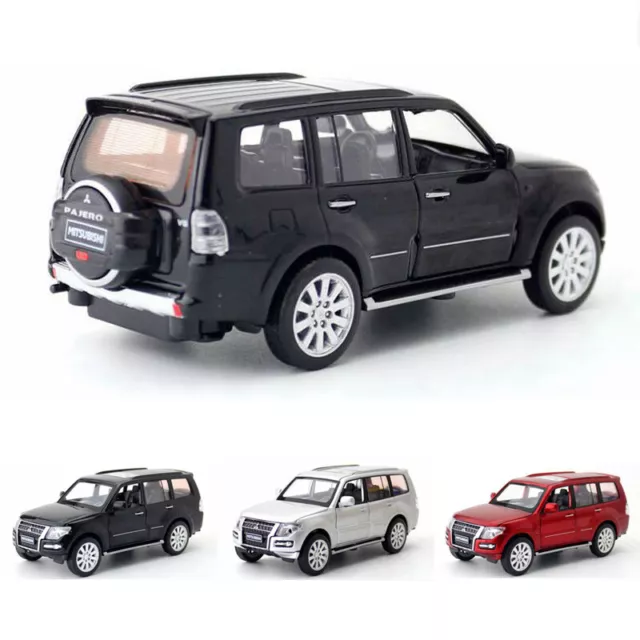 1/33 Mitsubishi Pajero SUV Model Car Diecast Toy Vehicle Kids Boys Sound Light