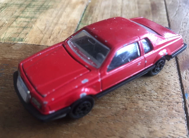 Jouet Voiture Ford Thunderbird Bleu à Rayure Rouge - Majorette Échelle 1:67 - Occasion