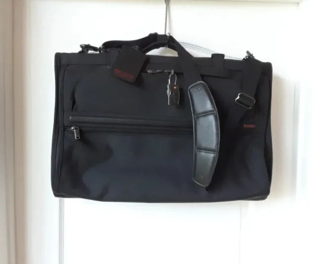 NWOT! Tumi Alpha Tri Fold Garment Bag Black Ballistic Nylon 22133D4