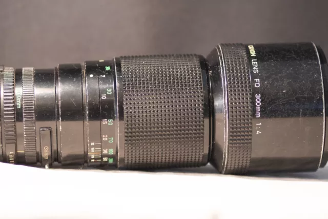 Rare Canon FD 300mm F/4 Tele Photo Compact and Light Manual Fucose Primer Lens