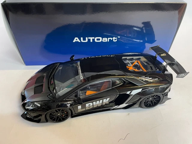 Miniature 1/18 Lamborghini Aventador Liberty Walk 3.0 - Noir LV - Base Carbone #16 - T&P