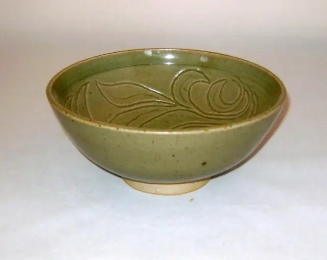 Studio Pottery Celadon Glazed Stoneware Bowl, incised in Song Style : signed