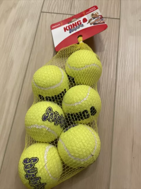 New Kong Squeakair Tennis Balls Dog Toys That Squeak In Package