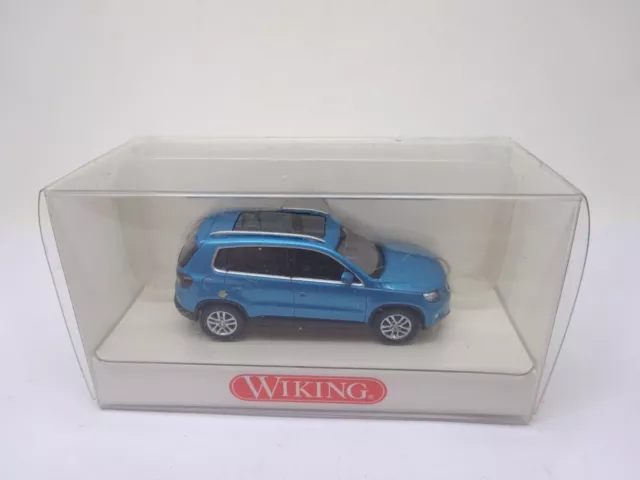 Wiking: VW Tiguan mit Schiebedach Nr. 0068 40 30 / 00684030  (GK79)