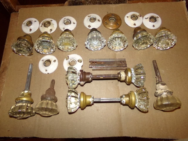 LOT of 14 VINTAGE ANTIQUE GLASS & BRASS CRYSTAL DOOR KNOB HARDWARE HOUSE SALVAGE