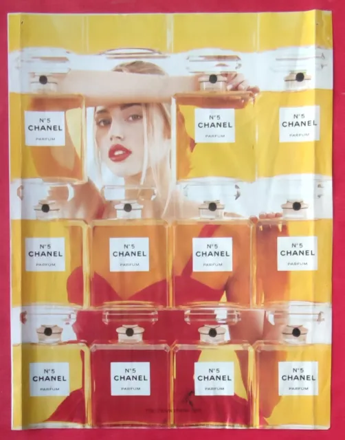 Publicité de presse: Parfum N°5 de CHANEL voir Estella WARREN