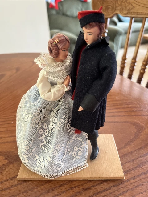 Handmade Polish Spoldzielnia Doll Couple Figurine  Base Poland Vintage Folk Art