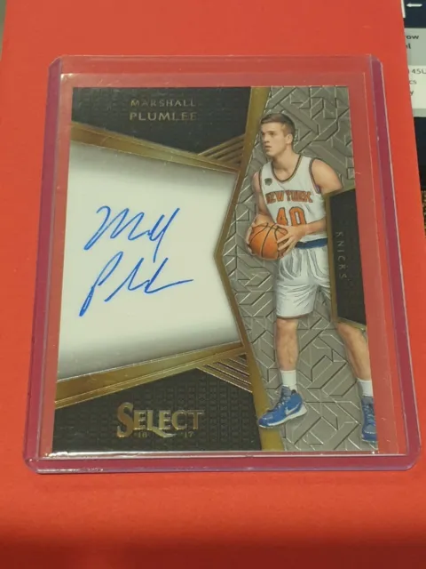 2016-17 Select Marshall Plumlee Autograph Card #ed/299 - New York Knicks