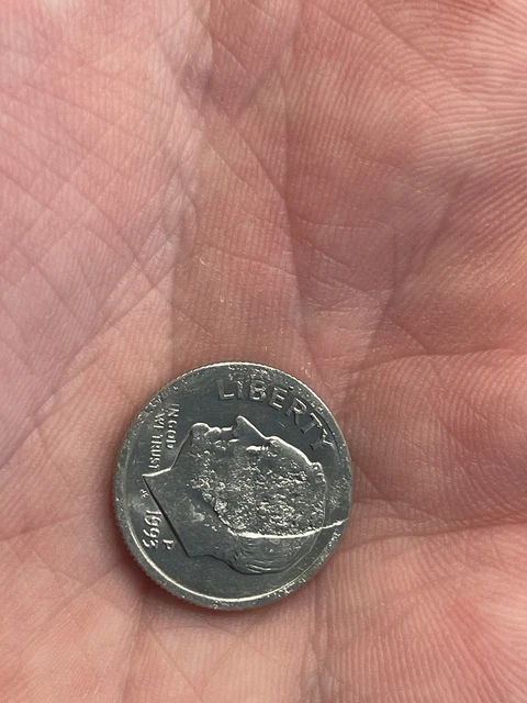 1993 P DIME Mint Error Roosevelt Dime. Die Crack? $1.37