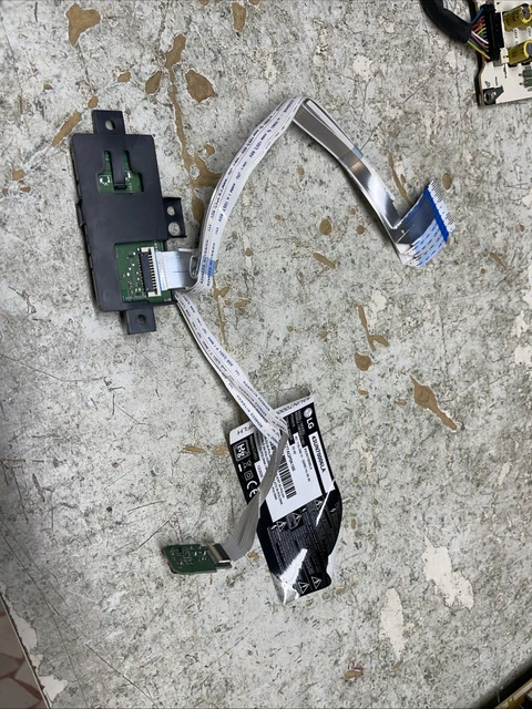 Carte Mère LG OLED55B6P-U Vers Capteur IR - Câble Tableau Bouton