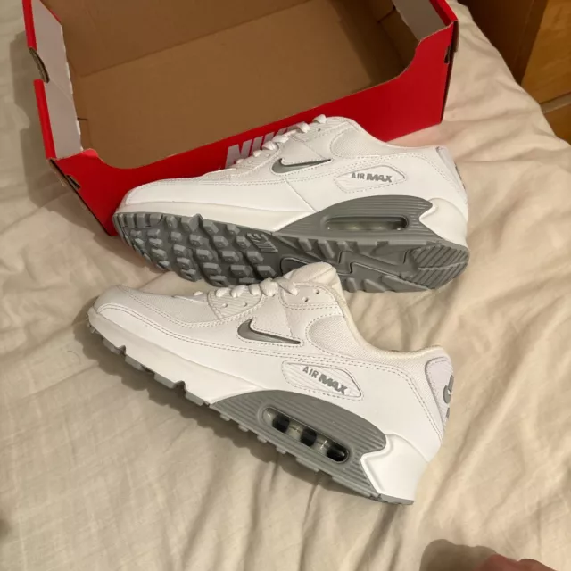 Nike Air Max 90 Jewel White Trainers Size Uk8 Fn8005 100, New