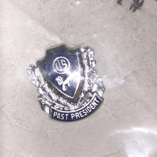 Vintage PAST DIRECTOR US JAYCEES Pinback Pin #117 NOS Sealed