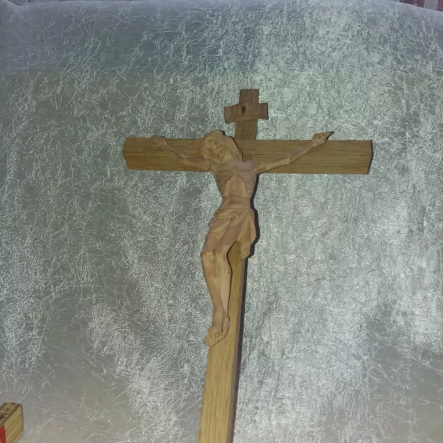 wunderschönes altes Holzkreuz Korpus edle Holzschnitzerei Natur nicht gefasst !