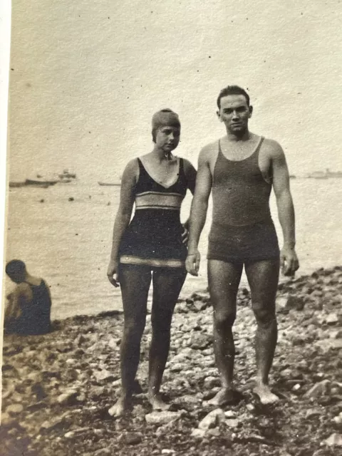 Vintage Old 1930s Photo Of Pretty Woman Man Flapper Couple Swimsuits At Beach 999 Picclick