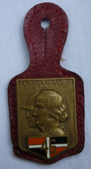 vintage Paris Drago Plutot Mourir Que Faillir 46 medal medallion metal
