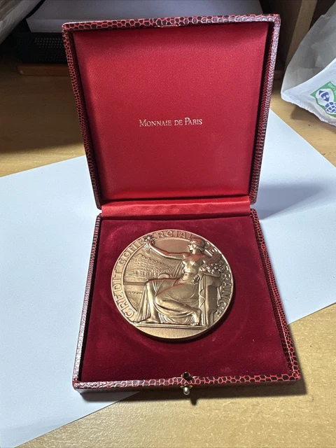 Médaille Du Crédit Commercial De France Signée L. Bazor - Bronze, Circa 1970