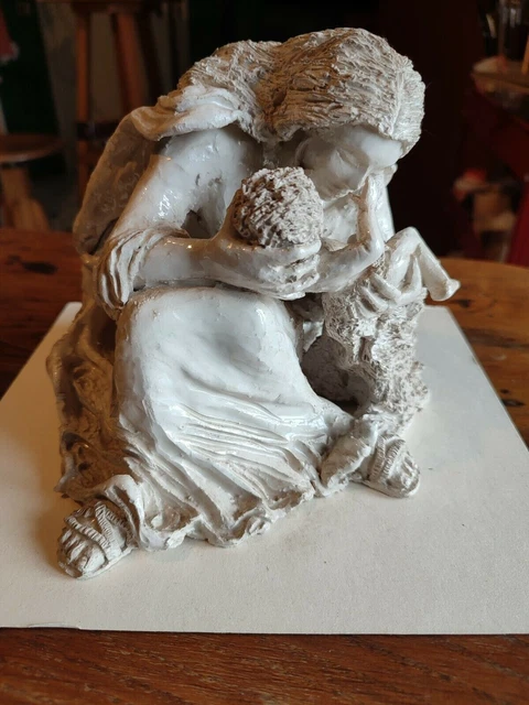 Beautiful White Terracotta Sculpture Motherhood Unsigned Beautiful White Terracotta Sculpture Motherhood Unsigned