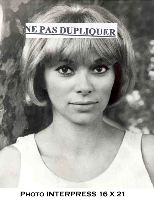 Photo De Presse Cinéma - Mireille Darc - Film 'Le Téléphone Rose' - K75
