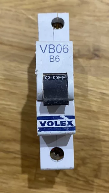 Volex (VB06) MCB 6 Amp Type B 6A Single Pole Circuit Breaker