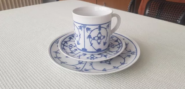 3 tlg. Kaffeegedeck  Porzellan  Indisch blau Strohblume Winterling