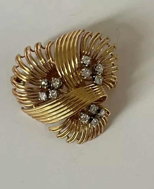 5255- Broche Années 1970 Fils d'Or Jaune Diamants