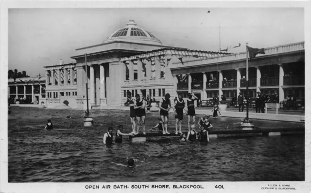 Postcard  Blackpool - Open Air Bath - South Shore - Animated Scene - Rp