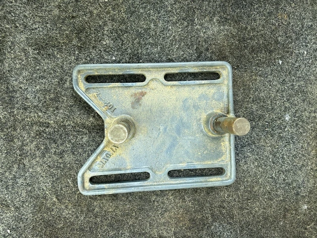 Placa de montaje de motor Shopsmith modelo 10ER Magna 102-2, postes, pasadores